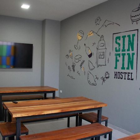 Sin Fin Hostel เมนโดซา ภายนอก รูปภาพ