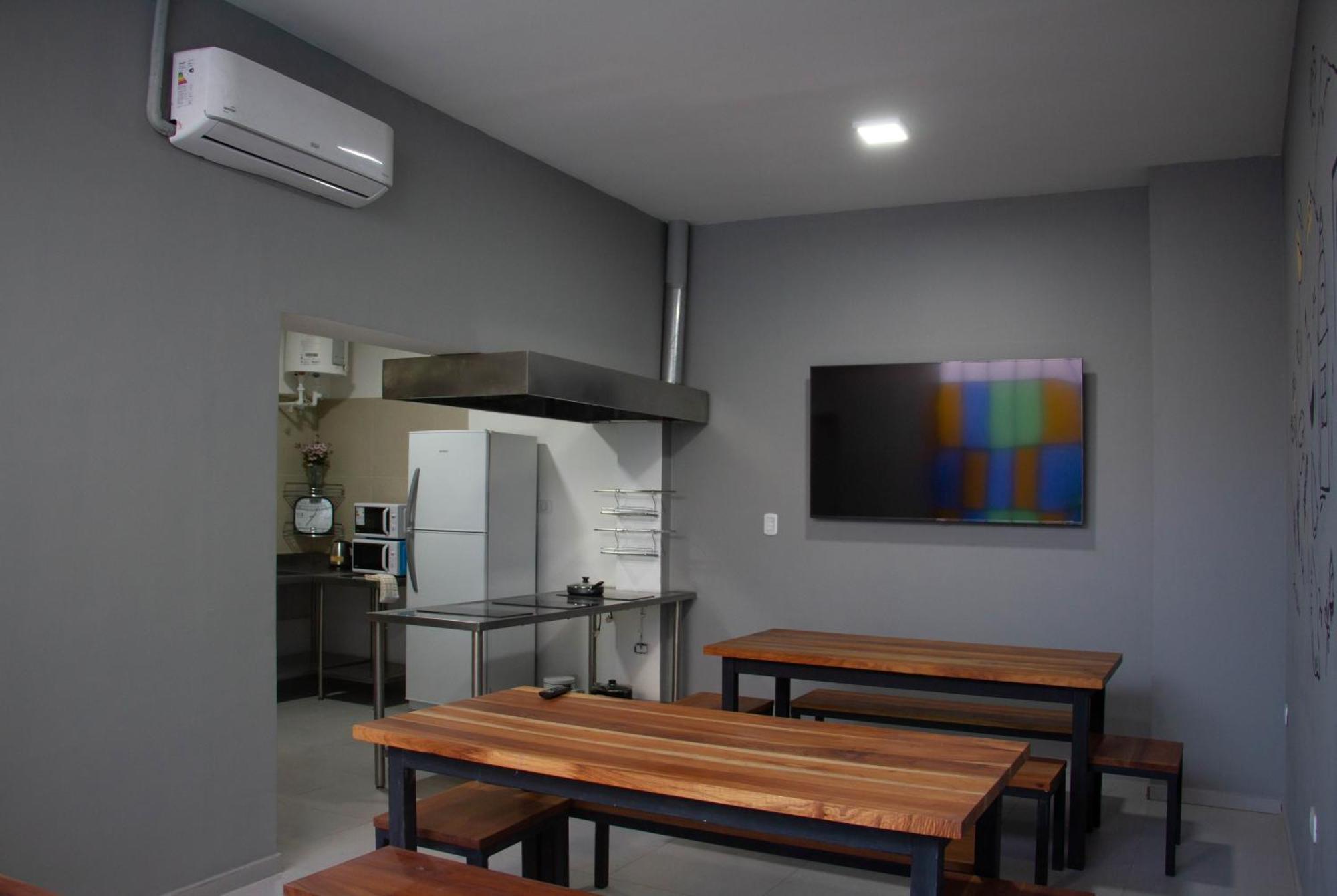 Sin Fin Hostel เมนโดซา ภายนอก รูปภาพ