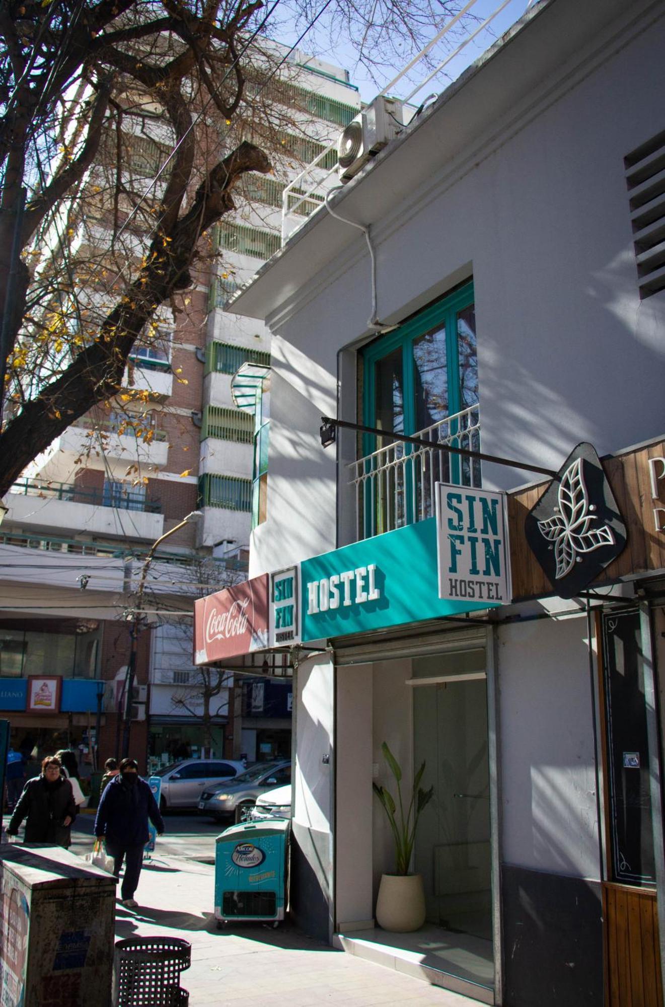 Sin Fin Hostel เมนโดซา ภายนอก รูปภาพ