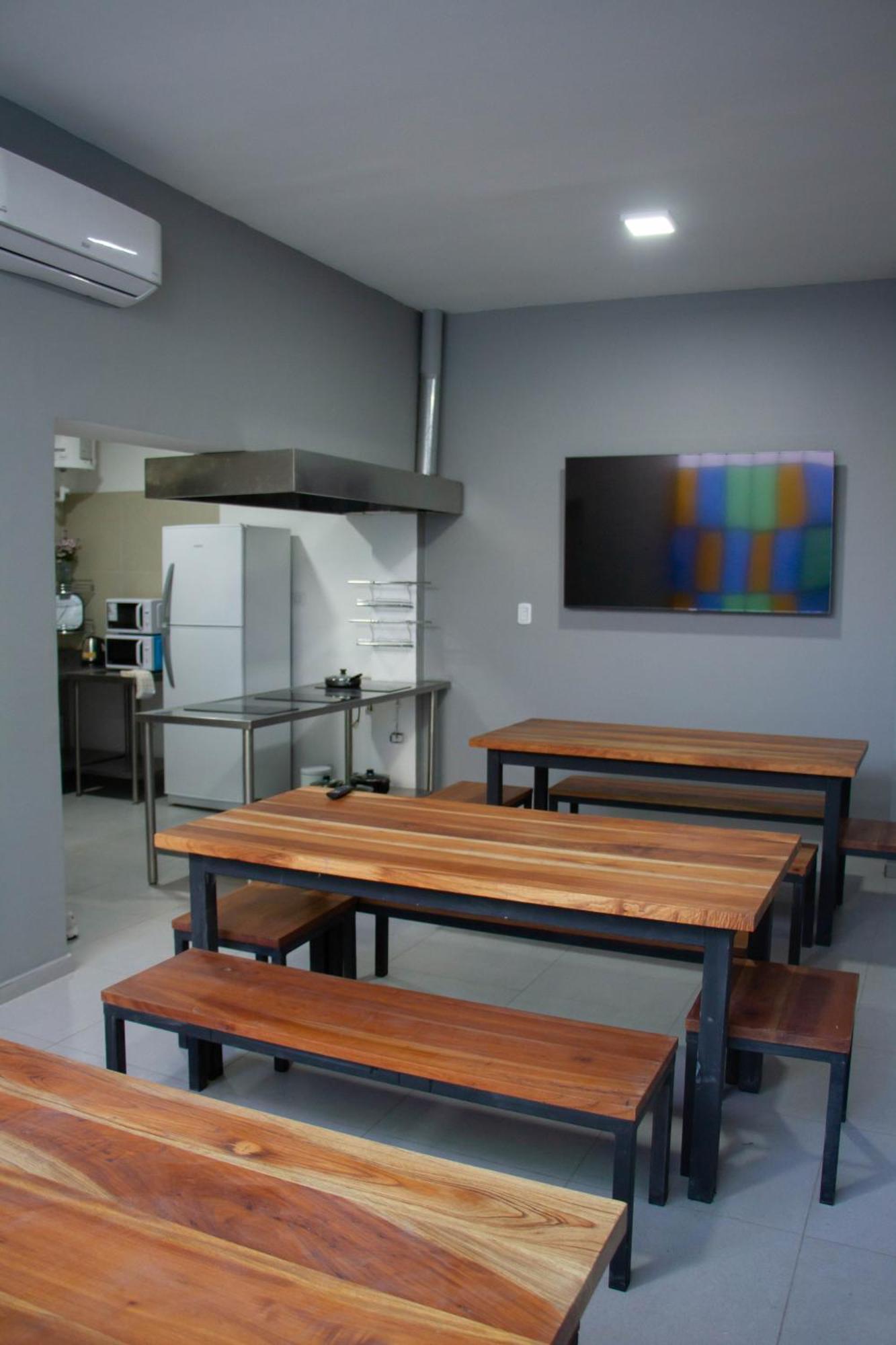 Sin Fin Hostel เมนโดซา ภายนอก รูปภาพ