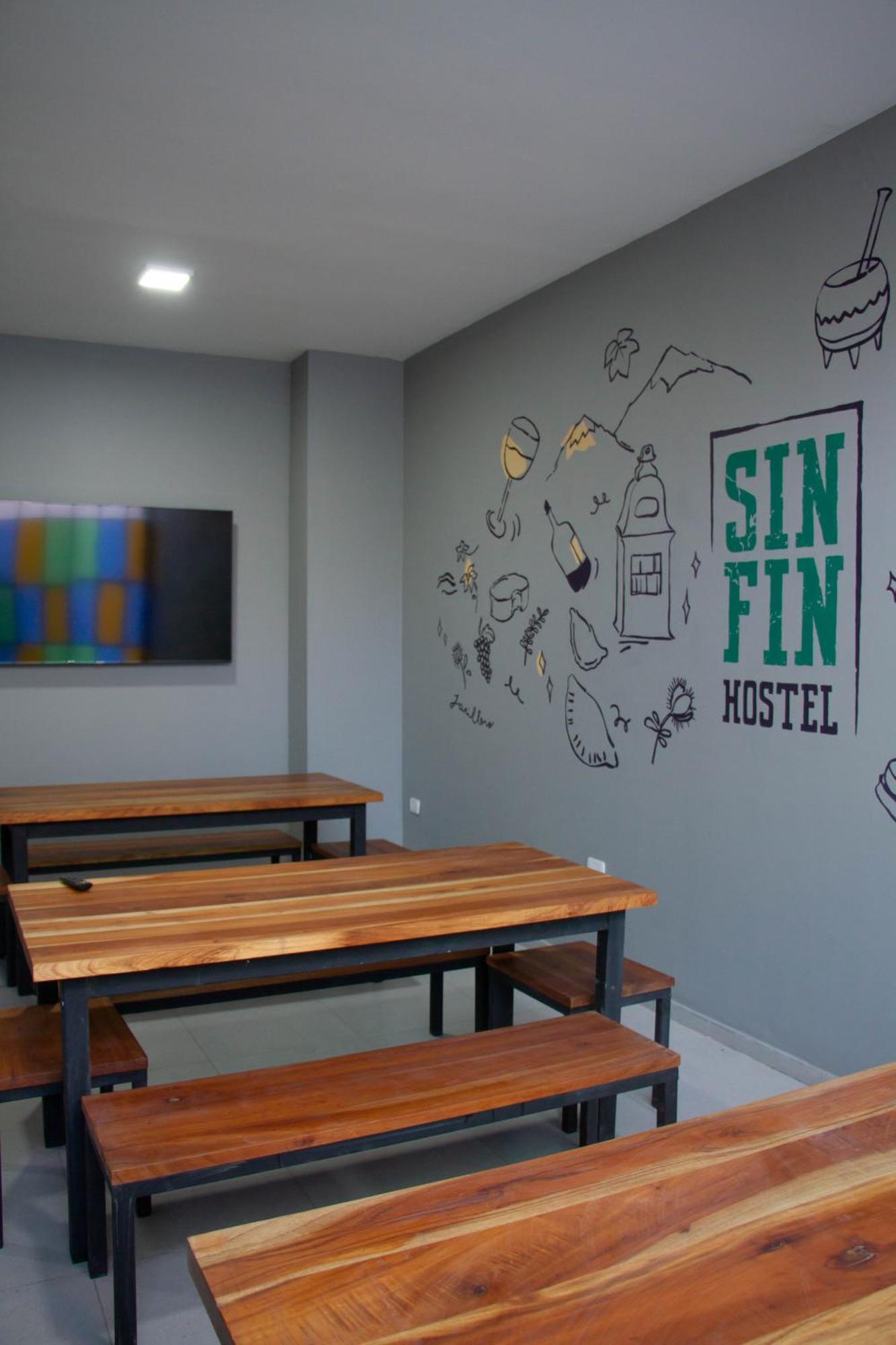 Sin Fin Hostel เมนโดซา ภายนอก รูปภาพ