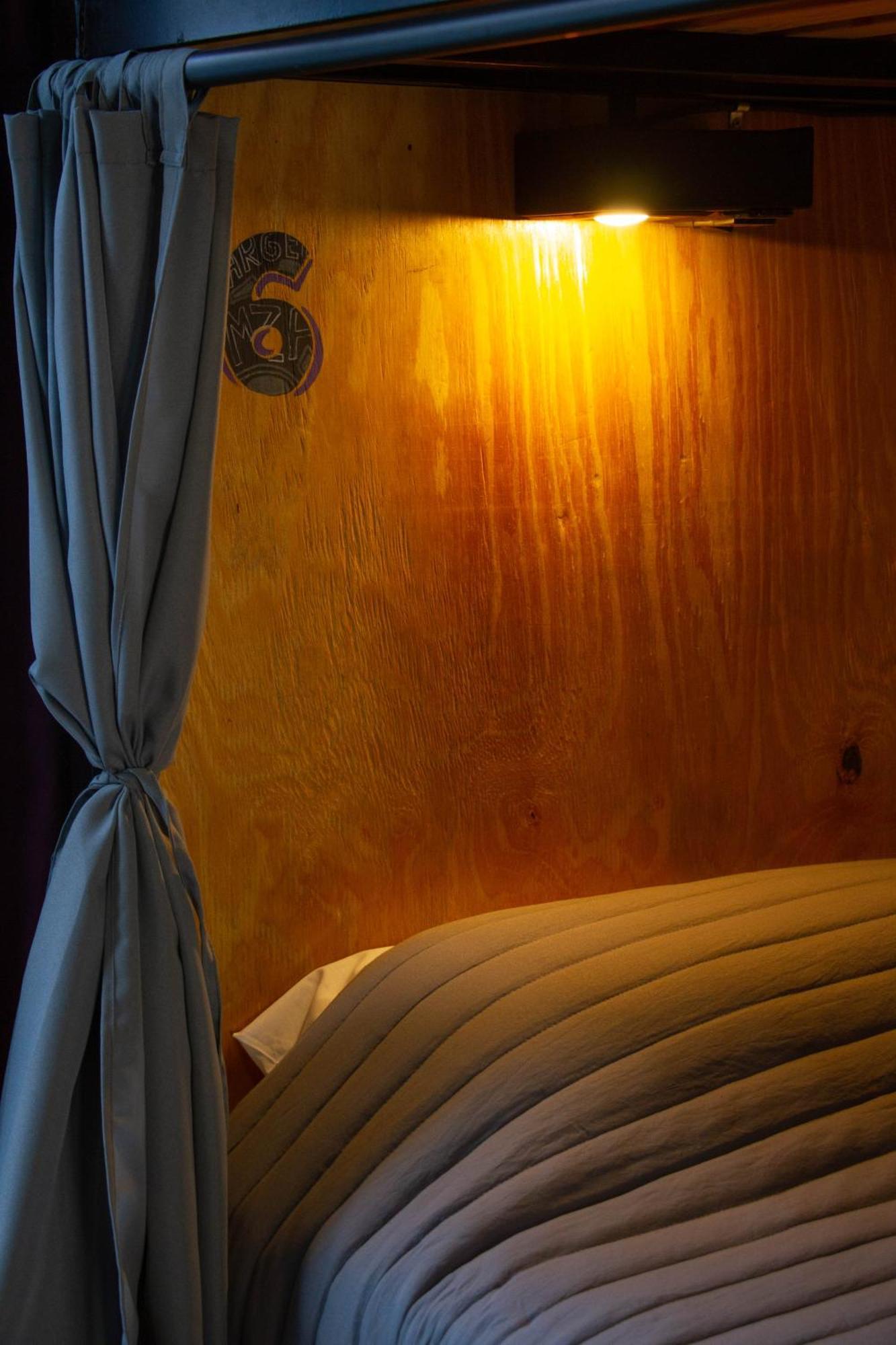 Sin Fin Hostel เมนโดซา ภายนอก รูปภาพ