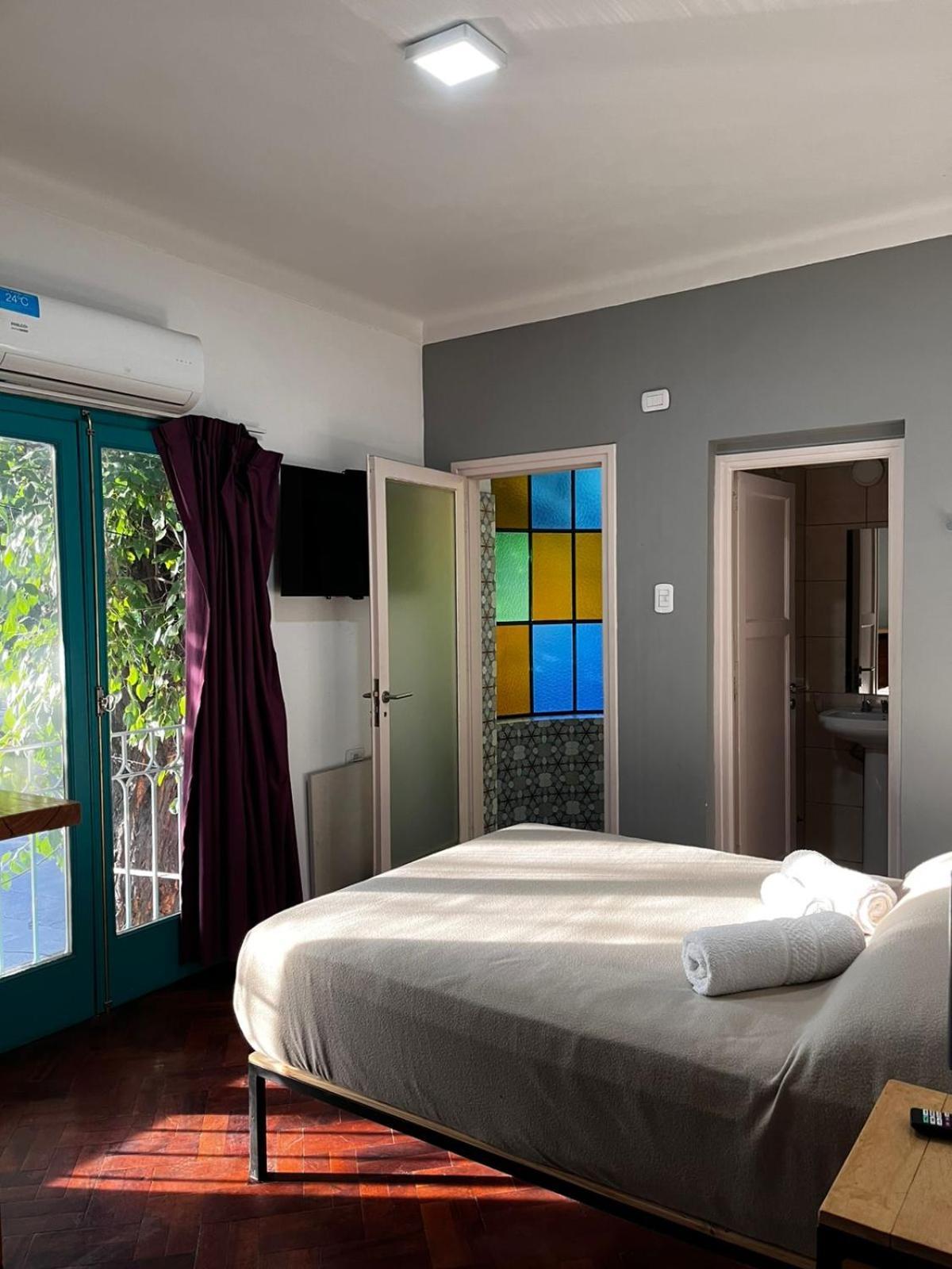 Sin Fin Hostel เมนโดซา ภายนอก รูปภาพ