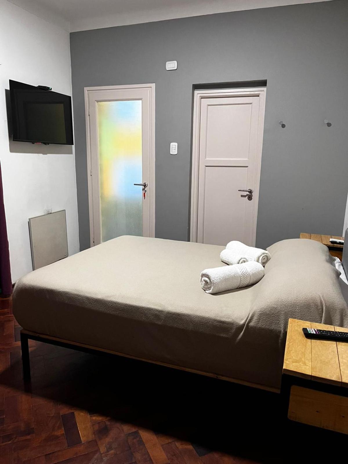 Sin Fin Hostel เมนโดซา ภายนอก รูปภาพ